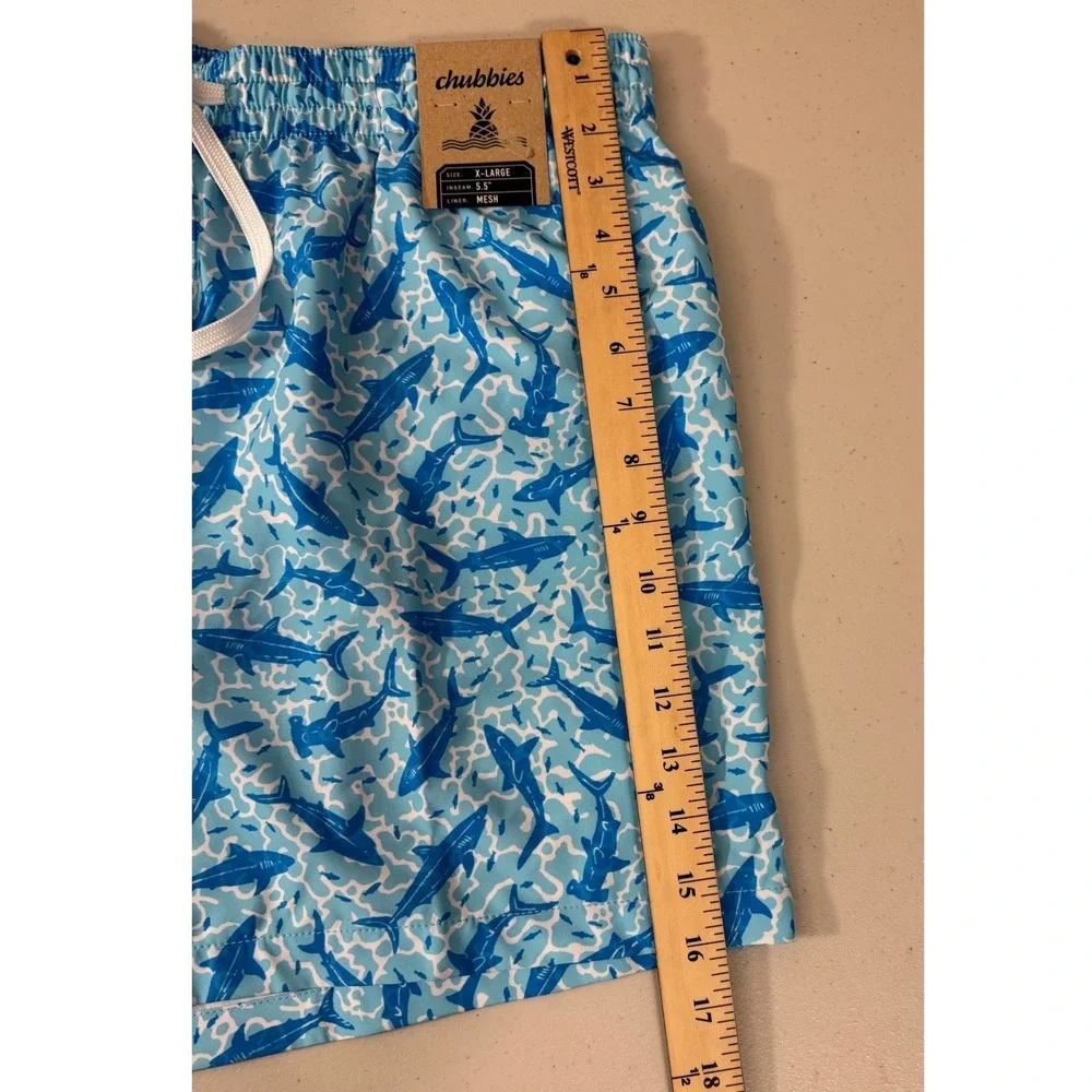 Chubbies Swim Trunks Men XL Blue‎ Shark Sides 5.5